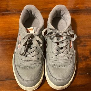 Men’s Reebok Classic Size 5
